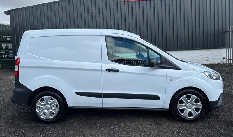 FORD TRANSIT COURIER 1.5 TDCi 2020
