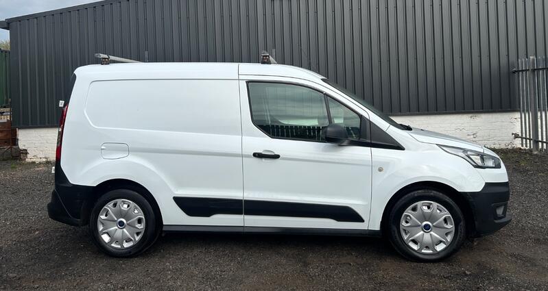FORD TRANSIT CONNECT 1.5 200 EcoBlue Leader 2020