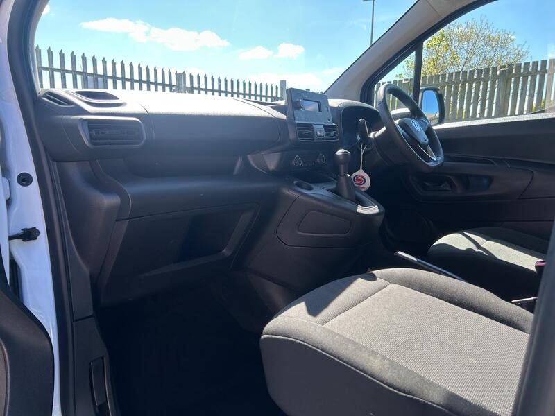 VAUXHALL COMBO 1.6 Turbo D 2300 Edition 2020