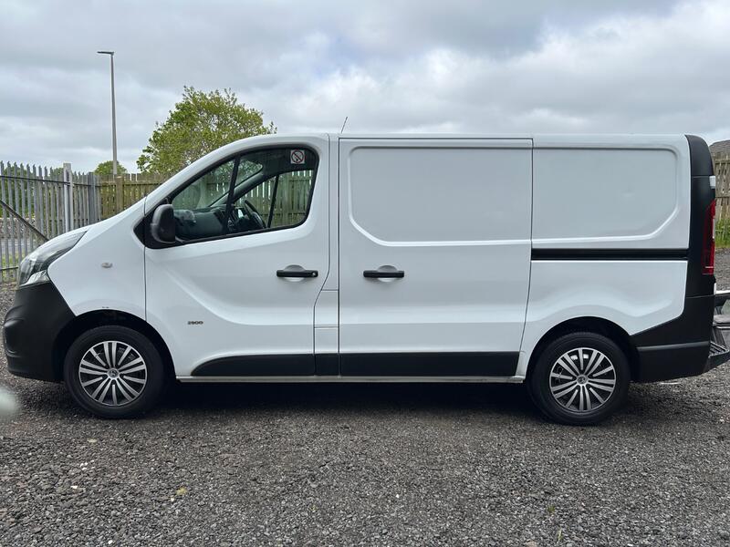 VAUXHALL VIVARO 1.6 CDTi 2900 ecoFLEX 2017