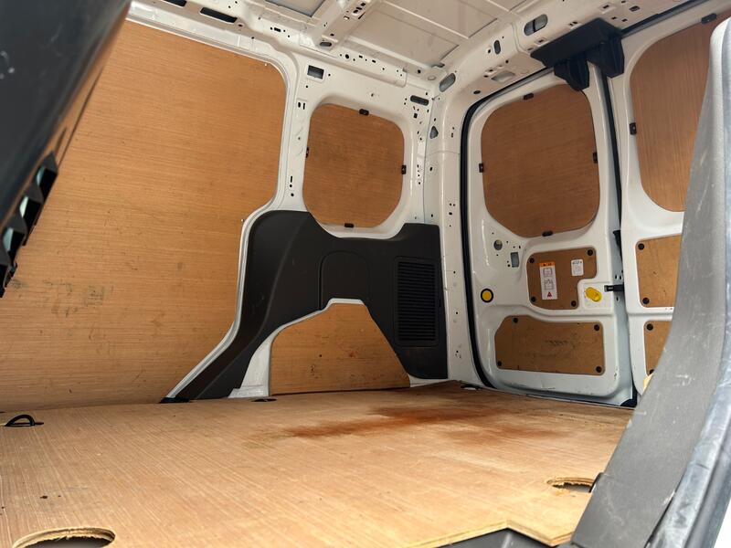 FORD TRANSIT CONNECT 1.5 200 EcoBlue 2019