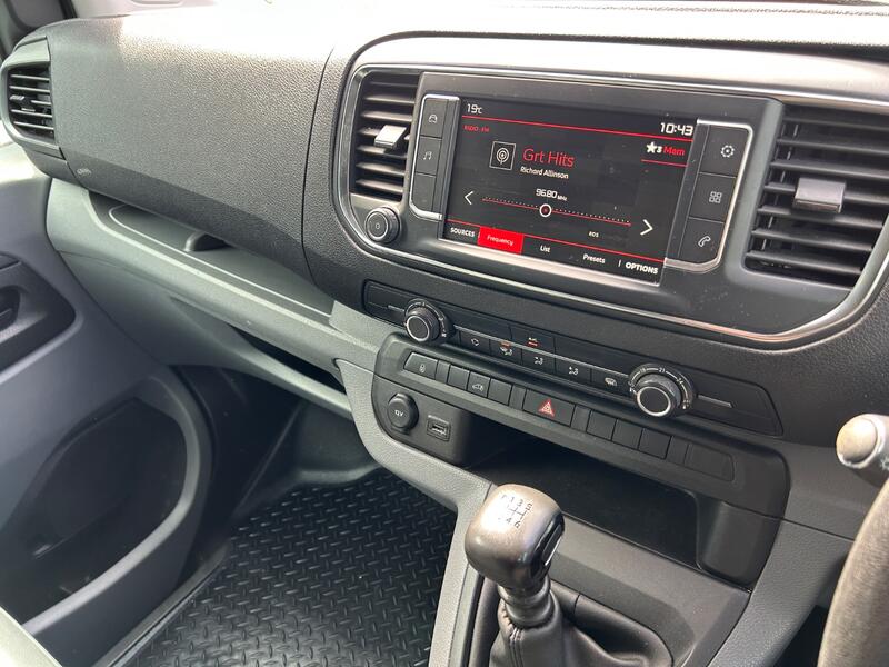 CITROEN DISPATCH 2.0 BlueHDi 1400 Enterprise M 2020