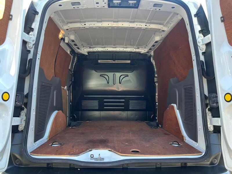 FORD TRANSIT CONNECT 1.5 200 EcoBlue Leader 2020